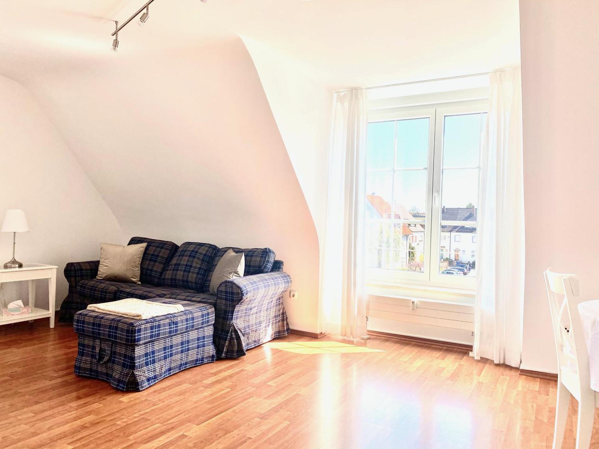 Super Zentral Begehrte Wohnlage Parkplatz Vor Haus Apartment Nuremberg Luaran gambar